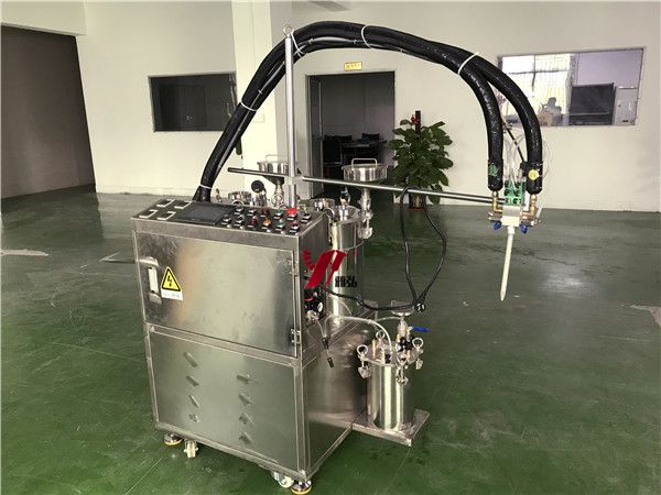 供銷雙液灌膠機(jī)