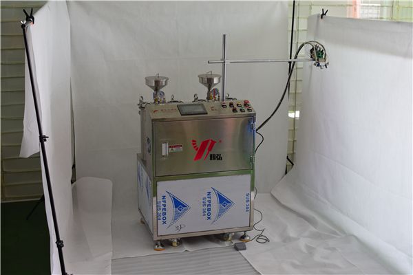 優質uv膠灌膠機