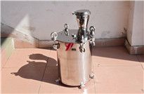 <b>廠家供應設備壓力桶,貨比萬家,品質(zhì)走心</b>